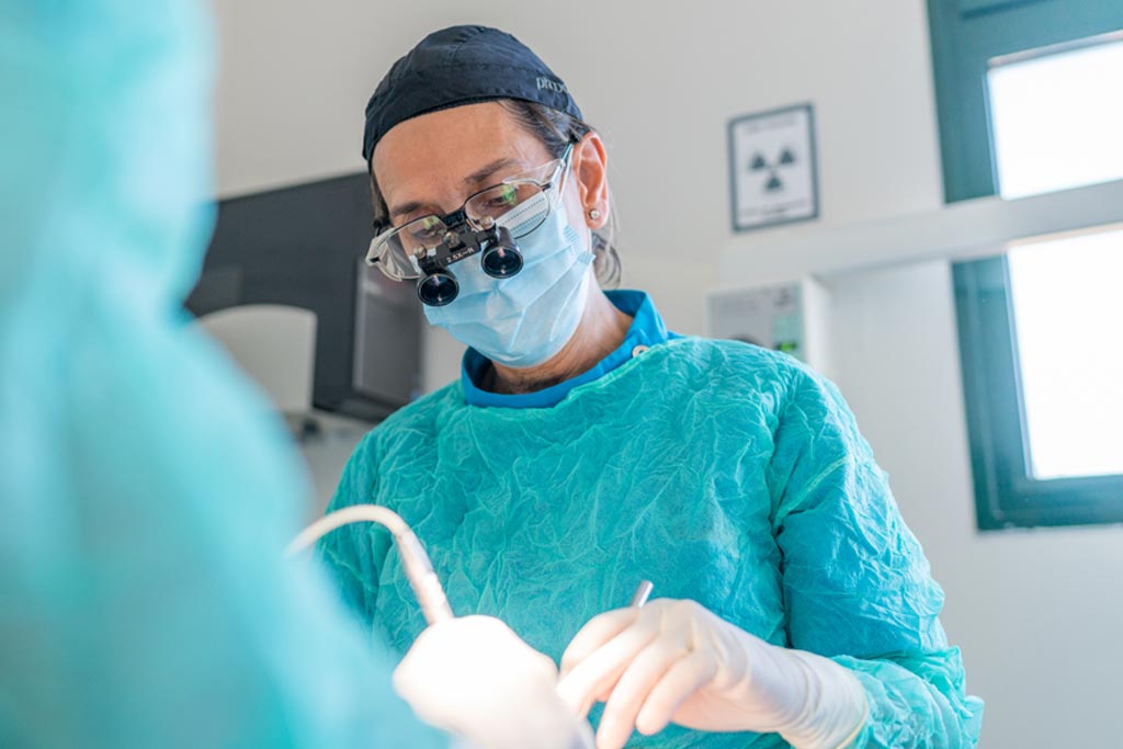 Cirugía periodontal en Montecanal